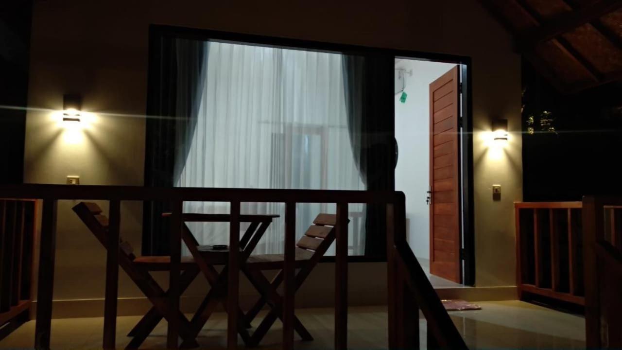 Vina Bungalow Toyapakeh Екстериор снимка